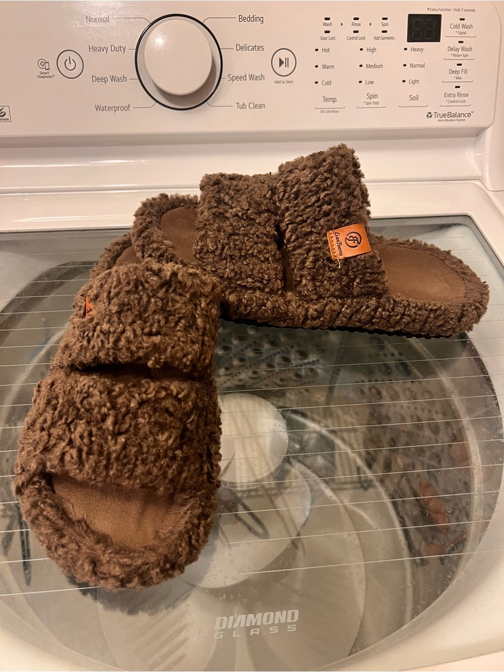 Cozy Viral Brown Fuzzy Slide Sandals